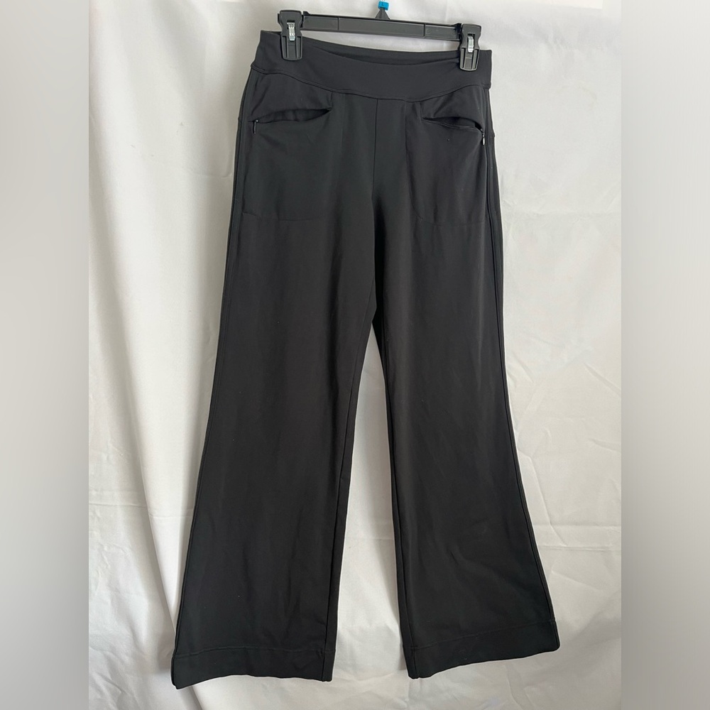 Athleta Pants Athleticwear Black Zippered Pockets Straight Leg Leggings